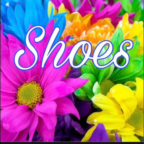 Shoes - Picture 3 of 4